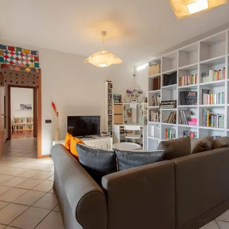 North Milan - Beautiful Flat With Terrace-3